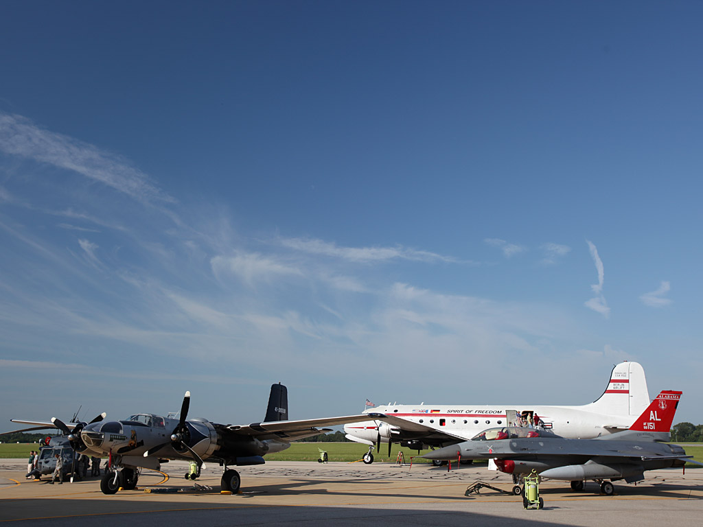 airfield09.jpg