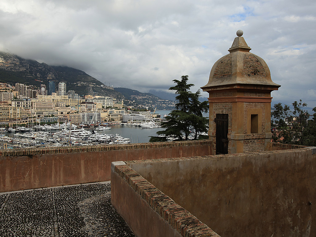 monaco01.jpg
