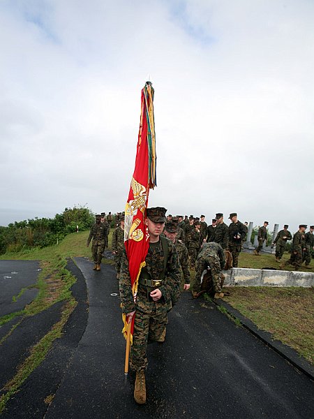 iwo19.jpg