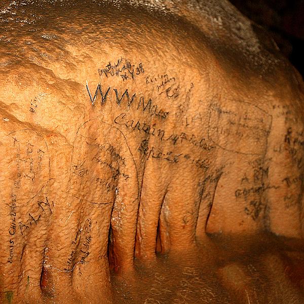 grandcaverns15.jpg