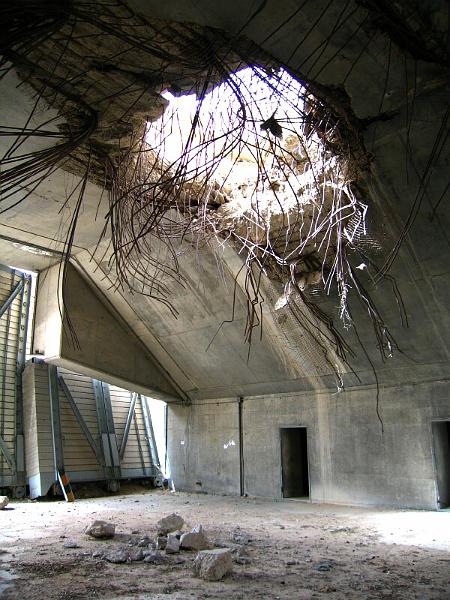 bomb09.jpg