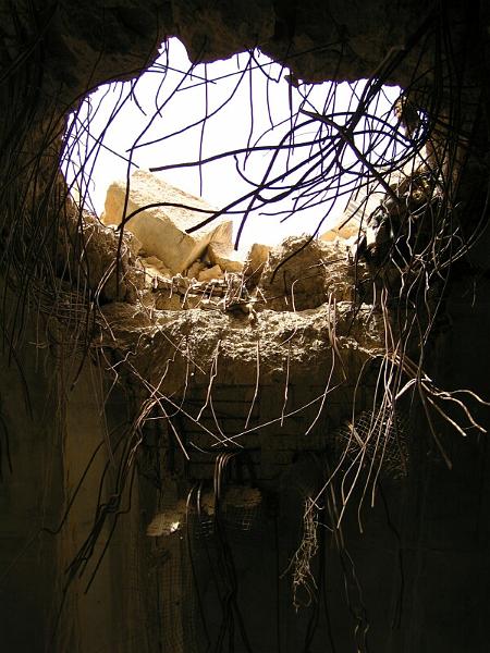 bomb11.jpg
