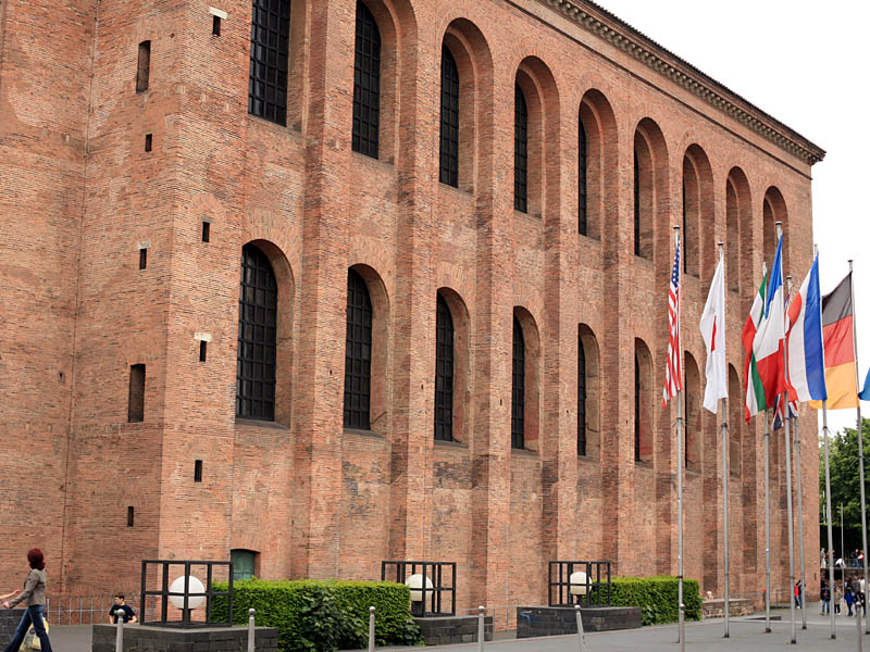 trier09.jpg